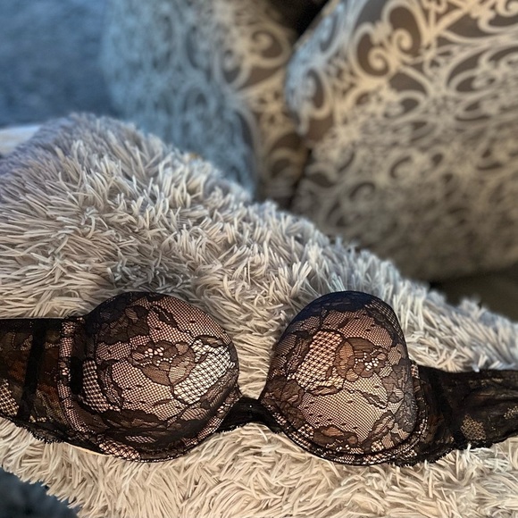 Victoria Secret Biofit Black Lace Bra - Picture 1 of 5